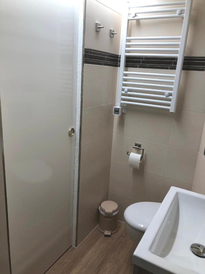 Ferienwohnung Apartment Dettum Mit Eigenem Bad, Kochnische Und Wintergarten Eksteriør billede